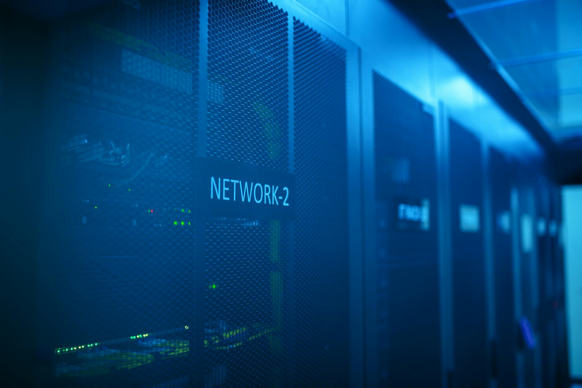 Read more about the article 5G Network Expansion: What Businesses Need to Know in 2026
