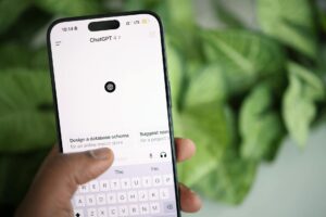 Read more about the article How to Optimize Your AI Chatbot Integration for Your